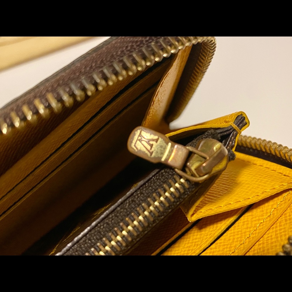 Authentic lv - Picture 12 of 15
